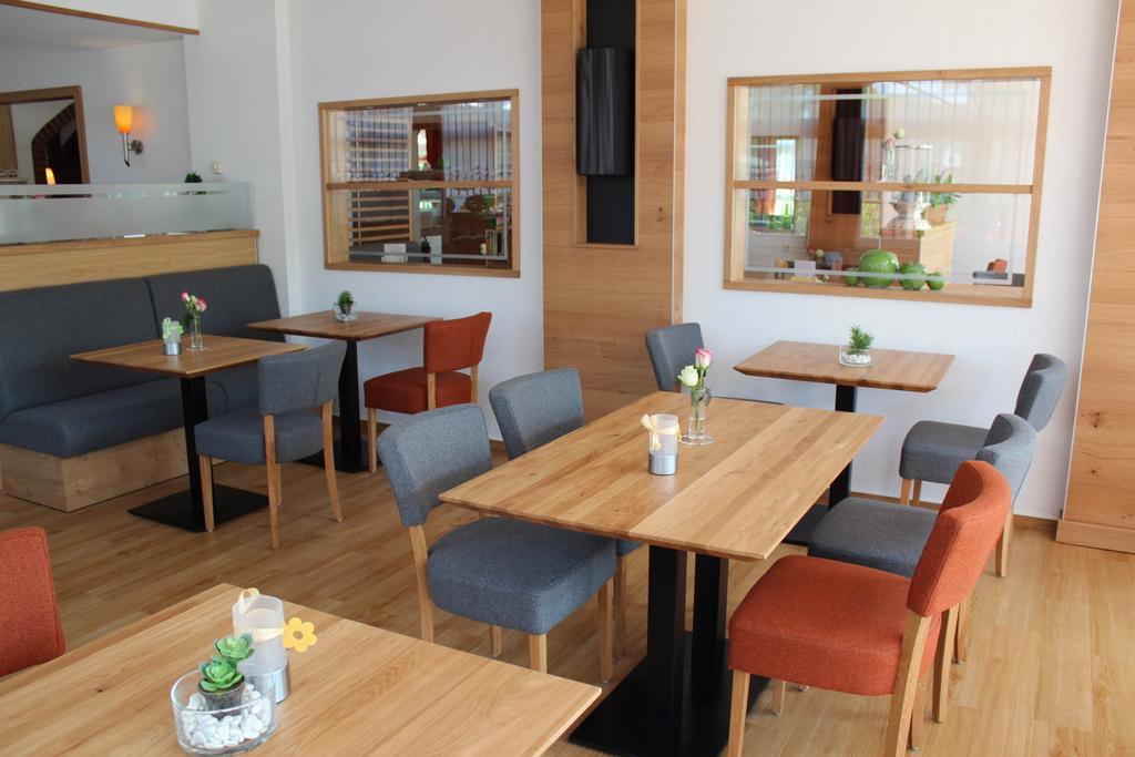 Hotel Ripken Kirchhatten Exterior photo