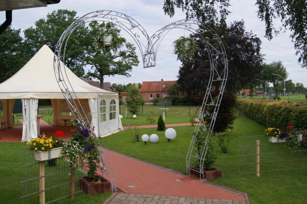 Hotel Ripken Kirchhatten Exterior photo