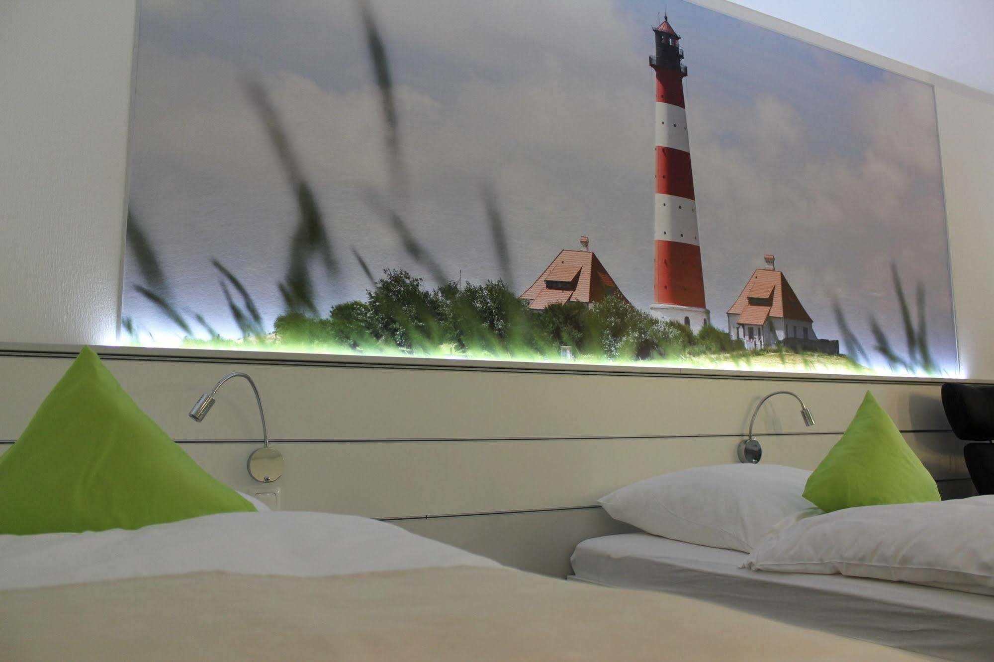 Hotel Ripken Kirchhatten Exterior photo